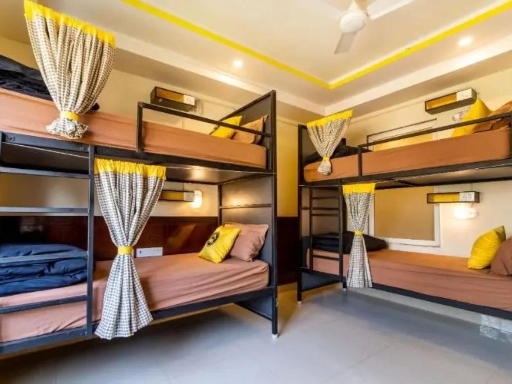 Musafir Hostels Rishīkesh Exterior foto