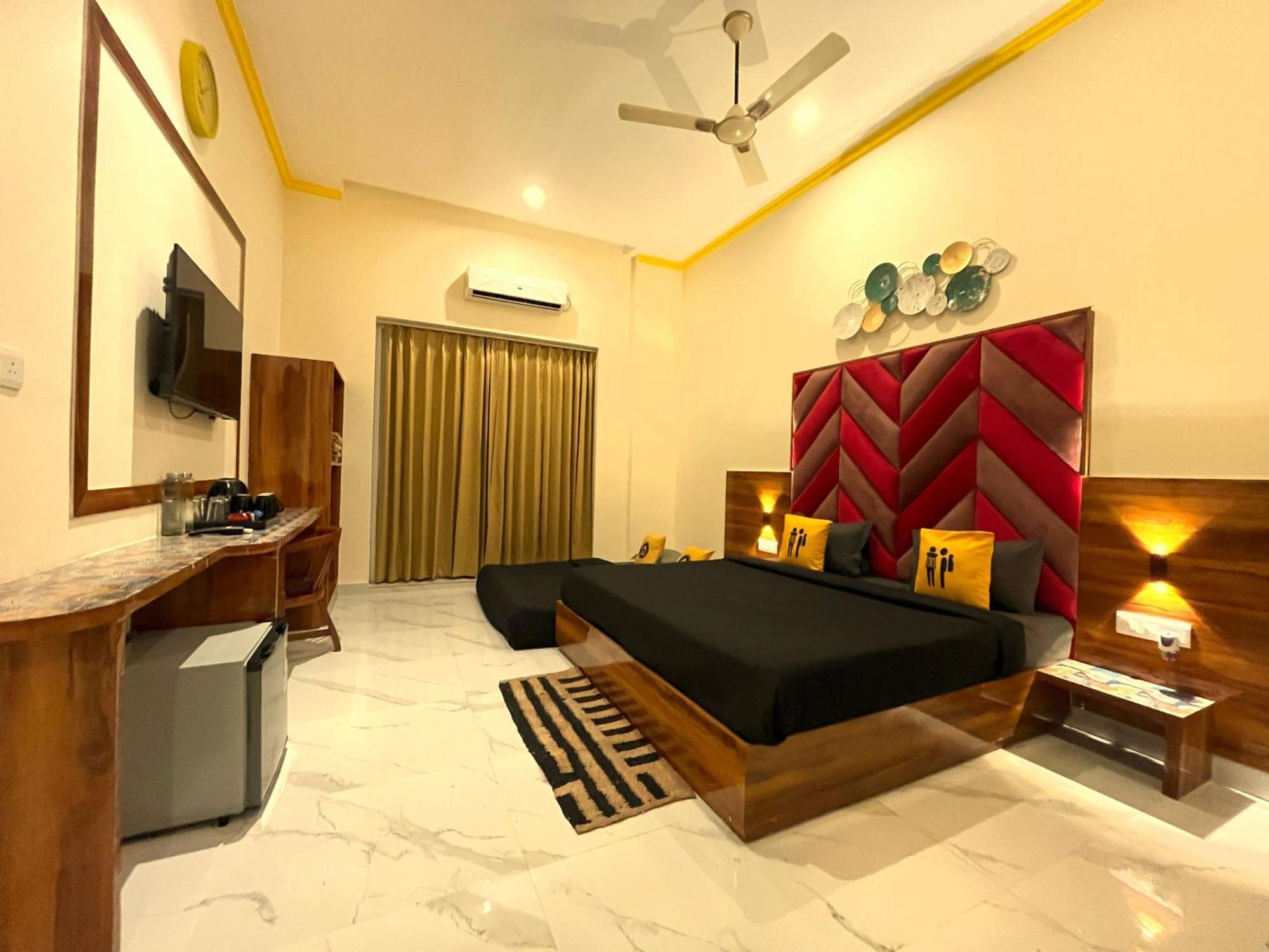 Musafir Hostels Rishīkesh Exterior foto
